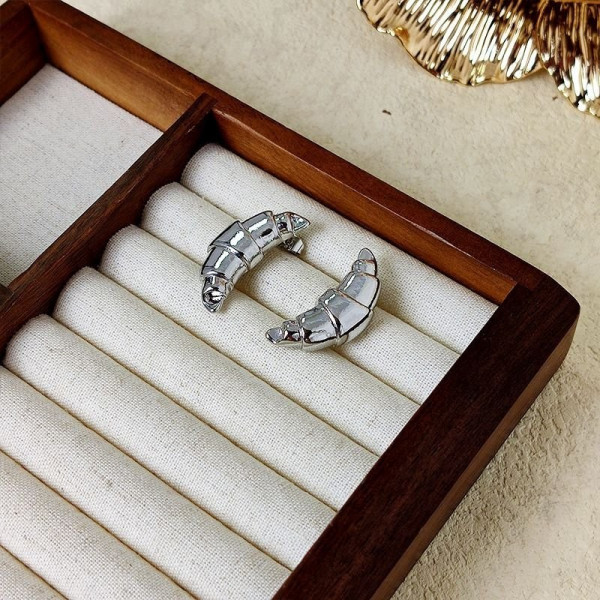 Серьги-гвоздики CJD94397