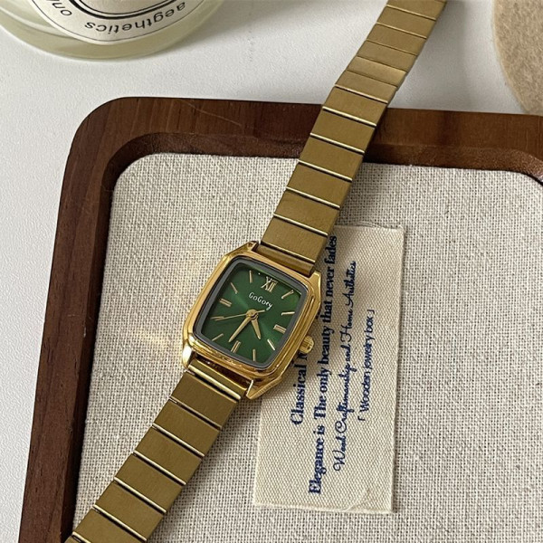 Женские часы CJT21799