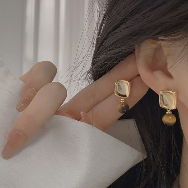 Серьги-пусеты Квадраты с подвеской Тигровый глаз CJC16452