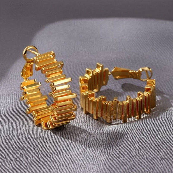 Широкие фактурные серьги-кольца конго с золотистым напылением 1J11814CJJ