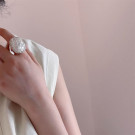 Кольцо с крупным жемчужным диском CJP40992