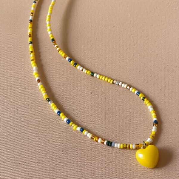 Яркие Бусы из желтого бисера с кулоном-сердцем G55217MSK