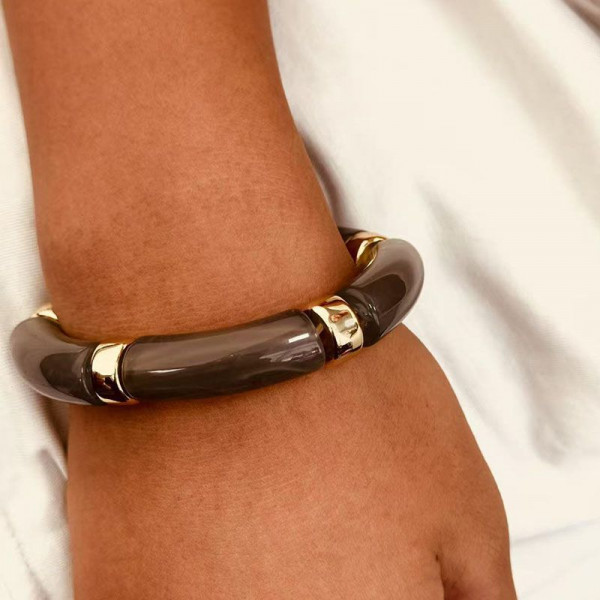 Жесткий браслет CJP93764