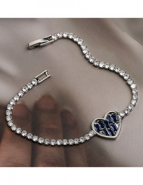 Браслет-дорожка с объемным бантом и кристаллами Z38182