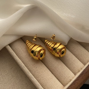 Серьги латунь с напылением золотом шелкопряд J10032CJJ