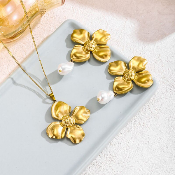 Колье из стали CJH63074