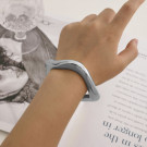 Жесткий браслет CJJ01808