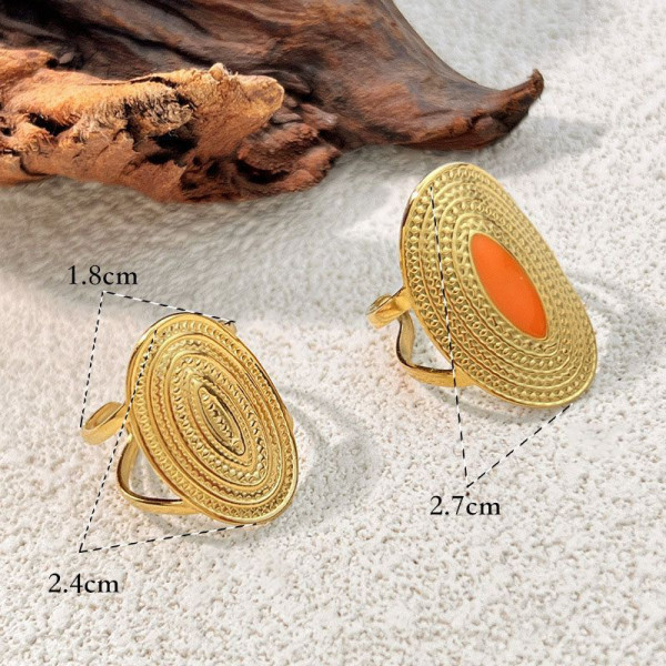 Массивное кольцо-щит с яркой центральной вставкой CJP52671