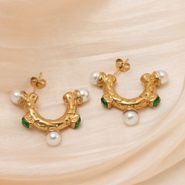 Фактурные серьги-полукольца с жемчугом CJC69135