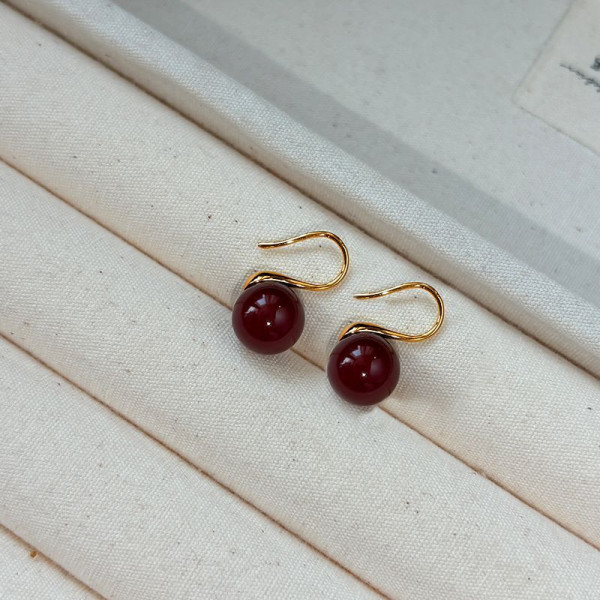 Серьги-петли с вишневыми бусинами CJP80512