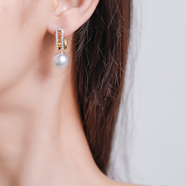 Серьги-пусеты с крупным жемчугом на дуге Z59712