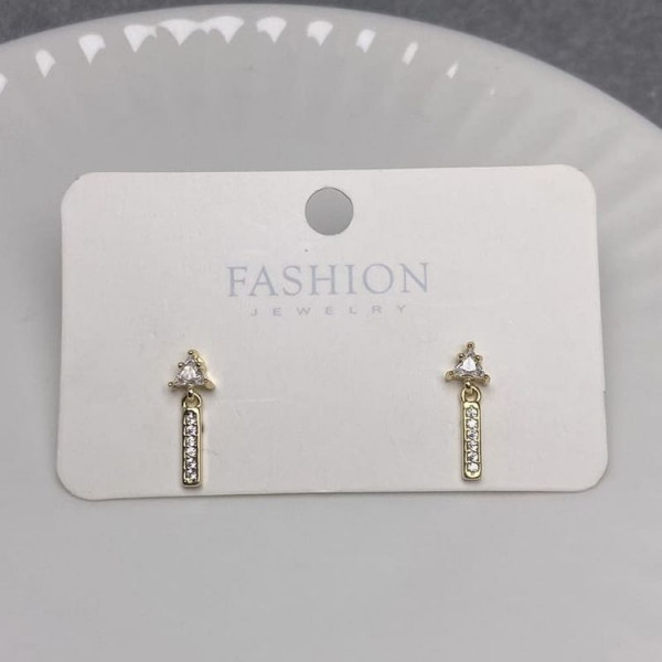 Минималистичные серьги-пусеты Стрелы из меди с микропаве 1J11017CJJ