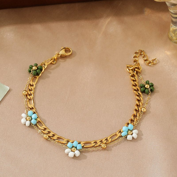 Браслет многослойный с голубыми бусинами и цветами CJN36802