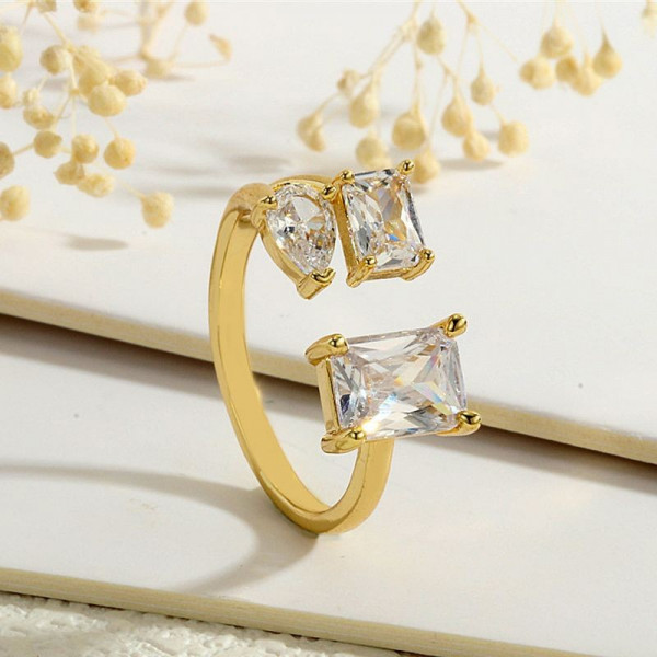 Ювелирное кольцо CJG67886