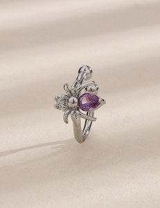 Серьга-кафф «Паук» с фиолетовым камнем Z65794