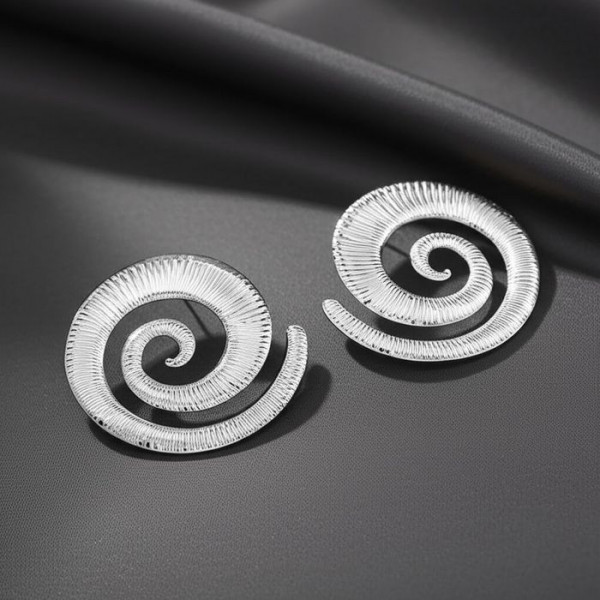 Крупные серебристые серьги-пусеты Спирали из ювелирного сплава 1J11668CJJ