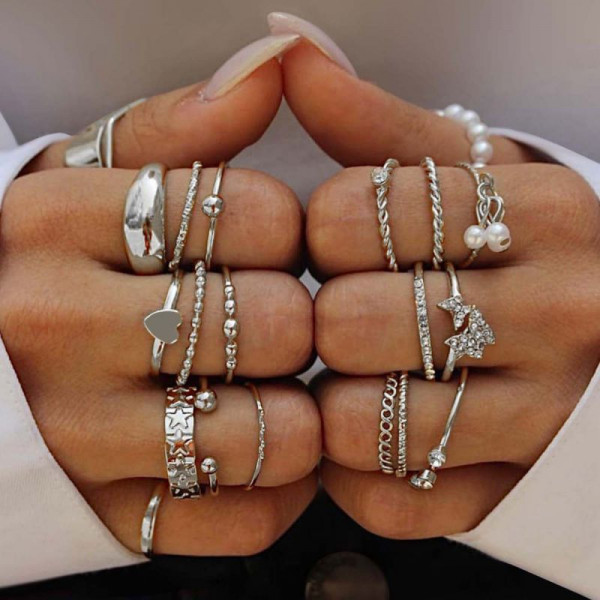 Набор серебристых колец с жемчугом и кристаллами CJN37558