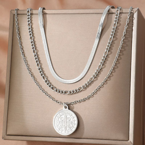 Колье из стали CJM03807