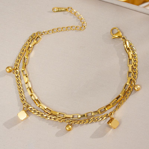 Браслет многослойный с кубическими подвесками и шариками 1J12145CJJ