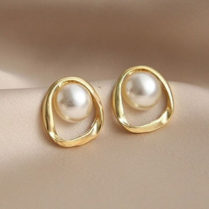 Элегантные серьги-пусеты жемчуг в оправе G71381