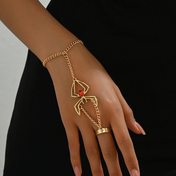 Слейв-браслет золотая паутина с кристальным сердцем CJF59379