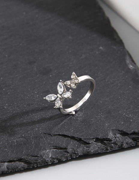 Кольцо разомкнутое с миниатюрными бабочками M14806