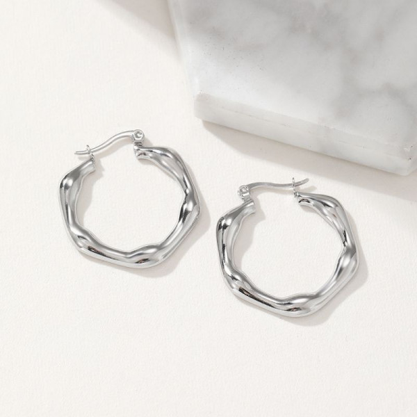 Серьги-кольца граненые тонкие CJM03766