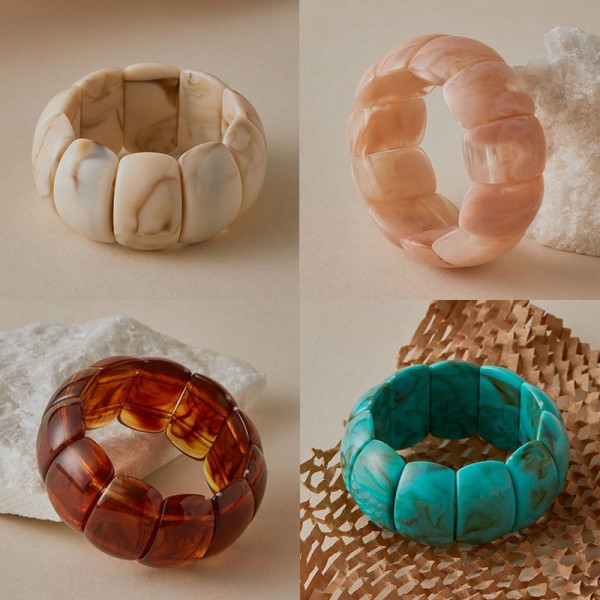 Браслет жесткий из граненого акрила под натуральный камень CJN88010