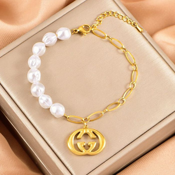 Браслет комбинированный с жемчугом и логотипом CJL34030