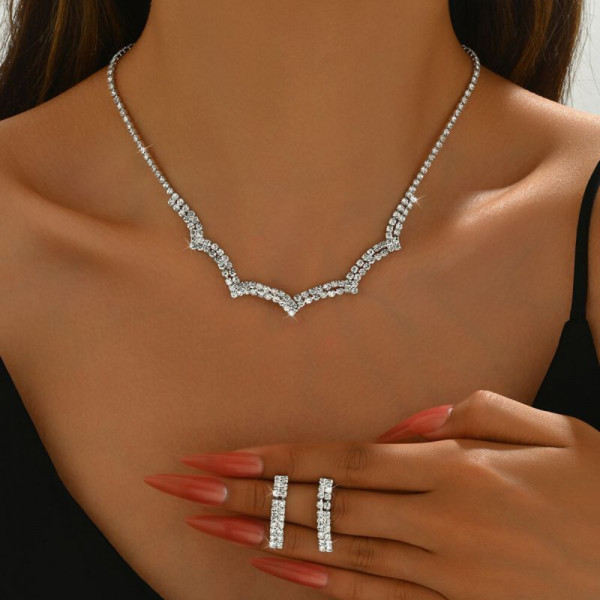 Комплект бижутерии CJH71030