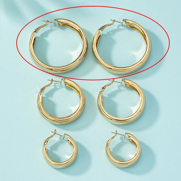 Широкие полированные серьги-конго классического дизайна M84818