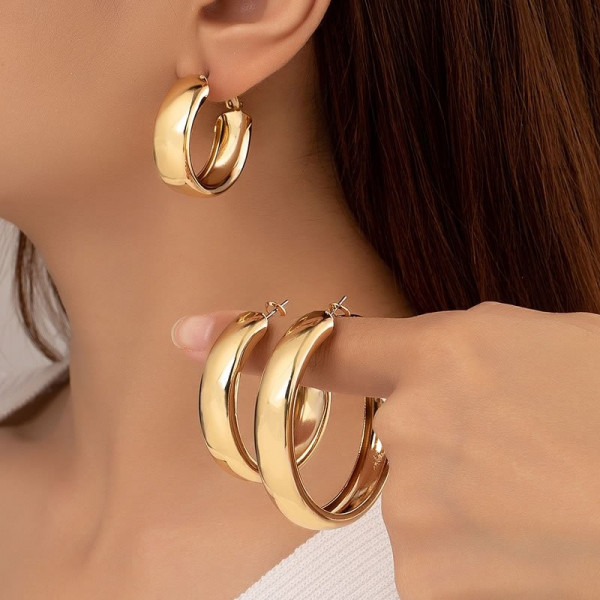 Широкие полированные серьги-конго классического дизайна M84818