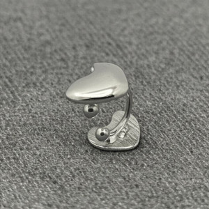 Минималистичный кафф Сердце с шариками 1DNS11120CJJ