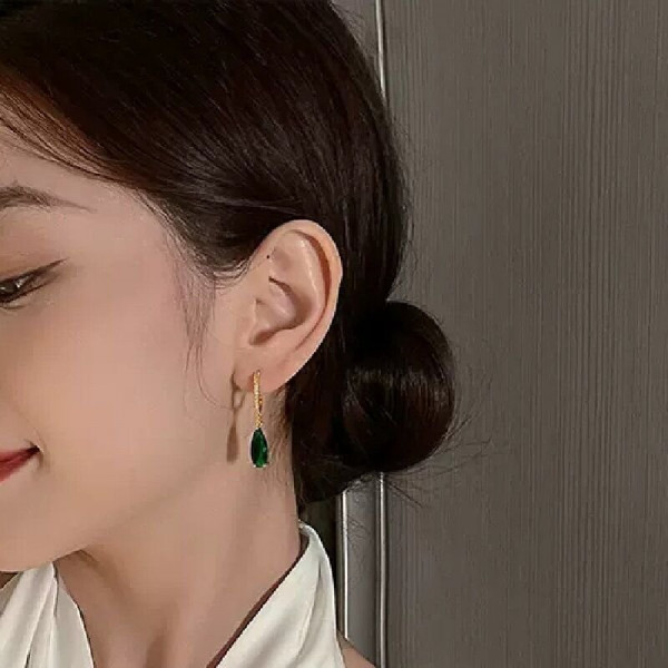 Серьги-подвески с зелёными каплями и стразами CJC14941