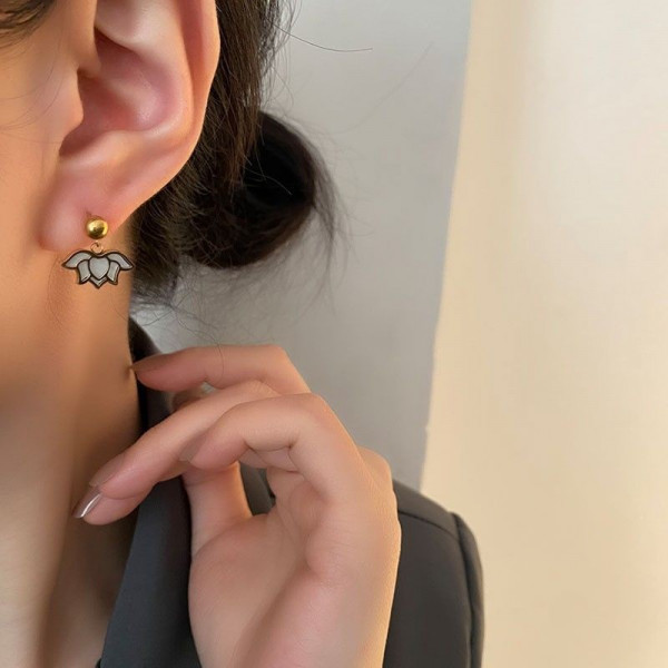 Серьги-пусеты Лотос CJG30612