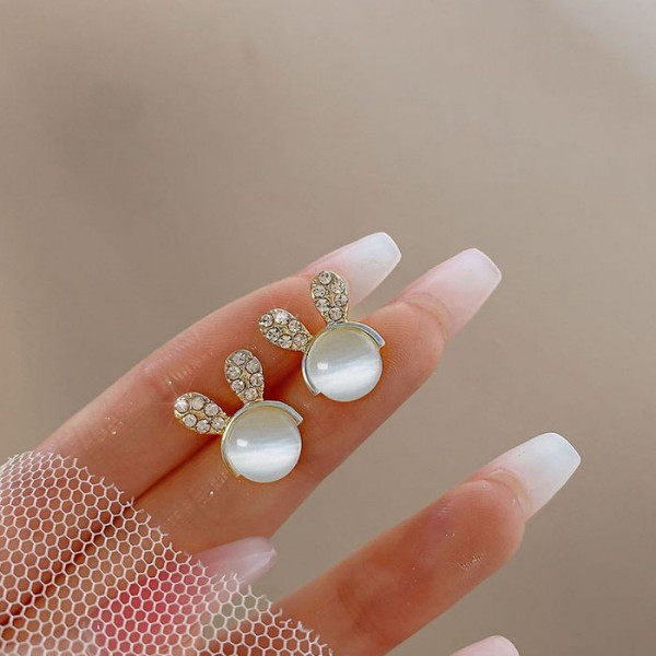 Серьги-гвоздики Зайки с жемчугом J10651CJJ