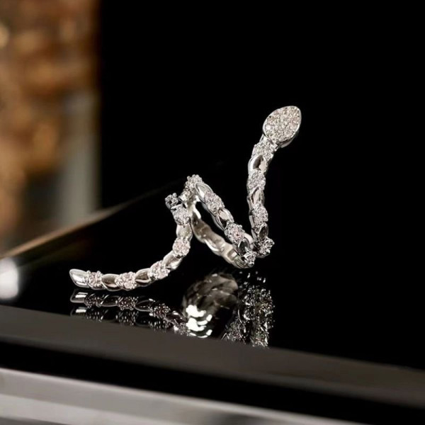 Фактурный кафф-змея N82718