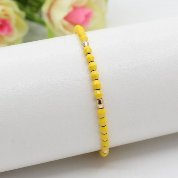 Браслет из яркого бисера с золотистыми вставками N77458