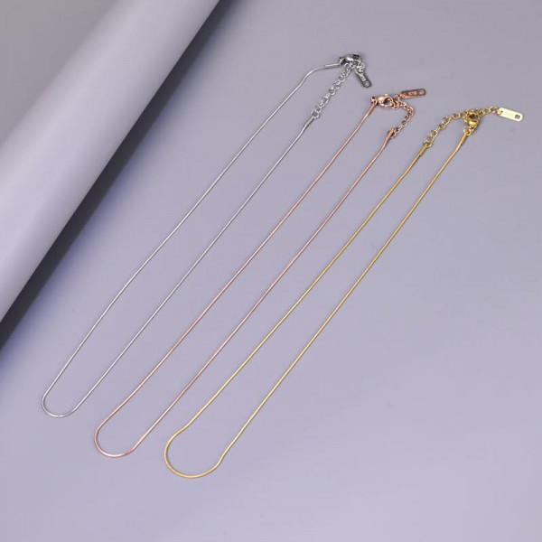 Элегантная цепочка-снейк с гладкой фактурой 1J11675CJJ