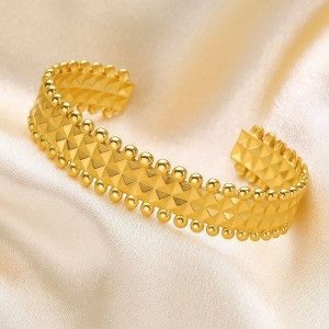 Браслет жёсткий титановая сталь напыление золотом 1J12207CJJ