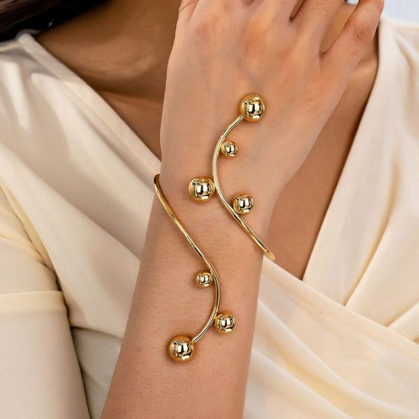 Браслет жесткий спиралевидный с шариками-вставками CJK08765