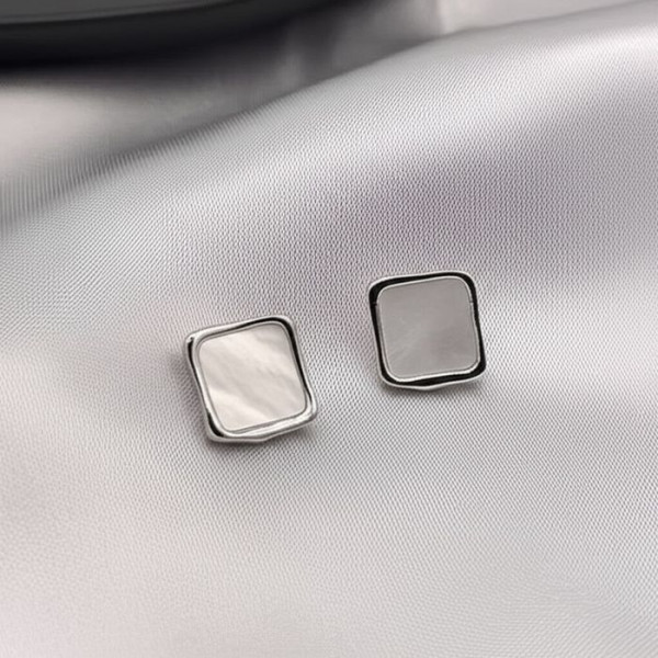 Серьги медь с напылением платиной J10657CJJ