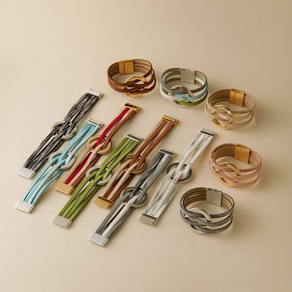 Браслет жесткий комбинированный с металлической пряжкой CJK14032