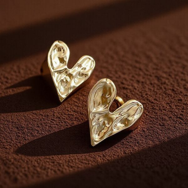 Авангардные серьги-пусеты Неправильные золотистые петли CJL12761