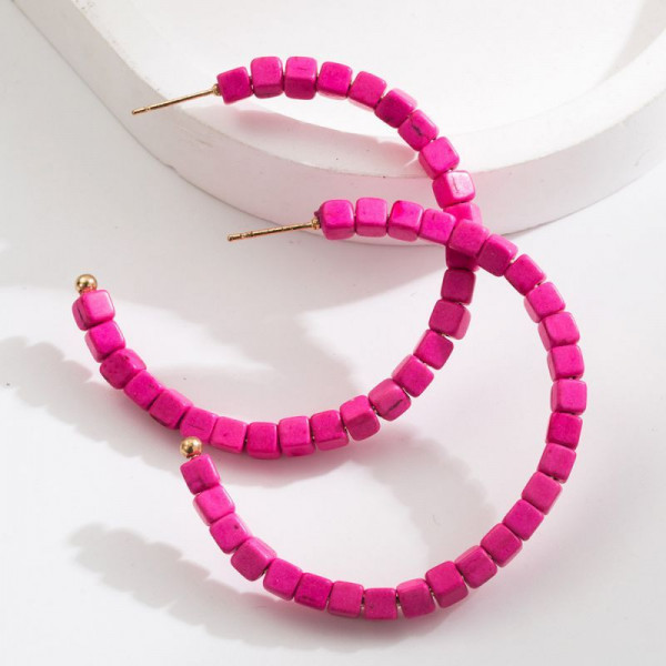 Бирюзовые серьги-кольца из кубических бусин с имитацией камня CJH24544