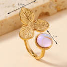 Стальное кольцо с резными листьями и нежным камнем CJH26736