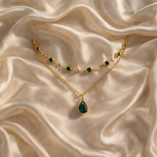 Двойное золотистое колье с зелеными подвесками 1J12442CJJ