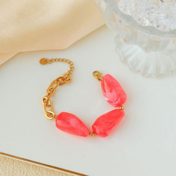 Браслет золотистый с крупными вставками под янтарь CJP93460