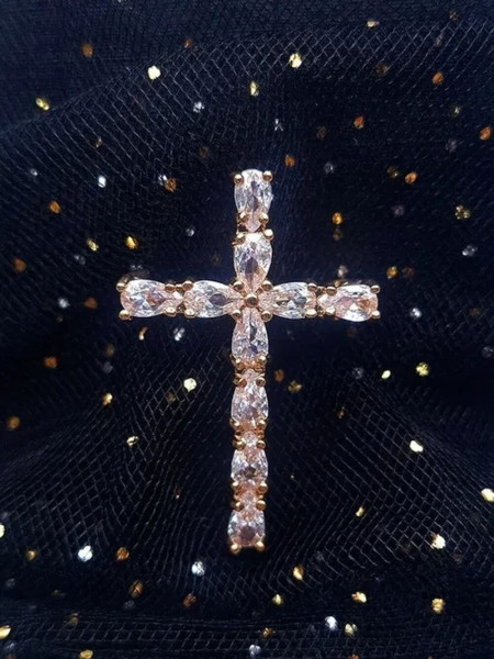 Стальная брошь с напылением золотом крест J10077CJJ