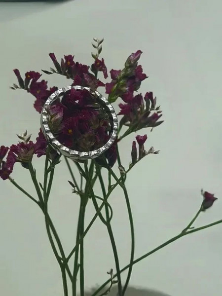 Фигурное кольцо с алмазной гранью из стали J10236CJJ